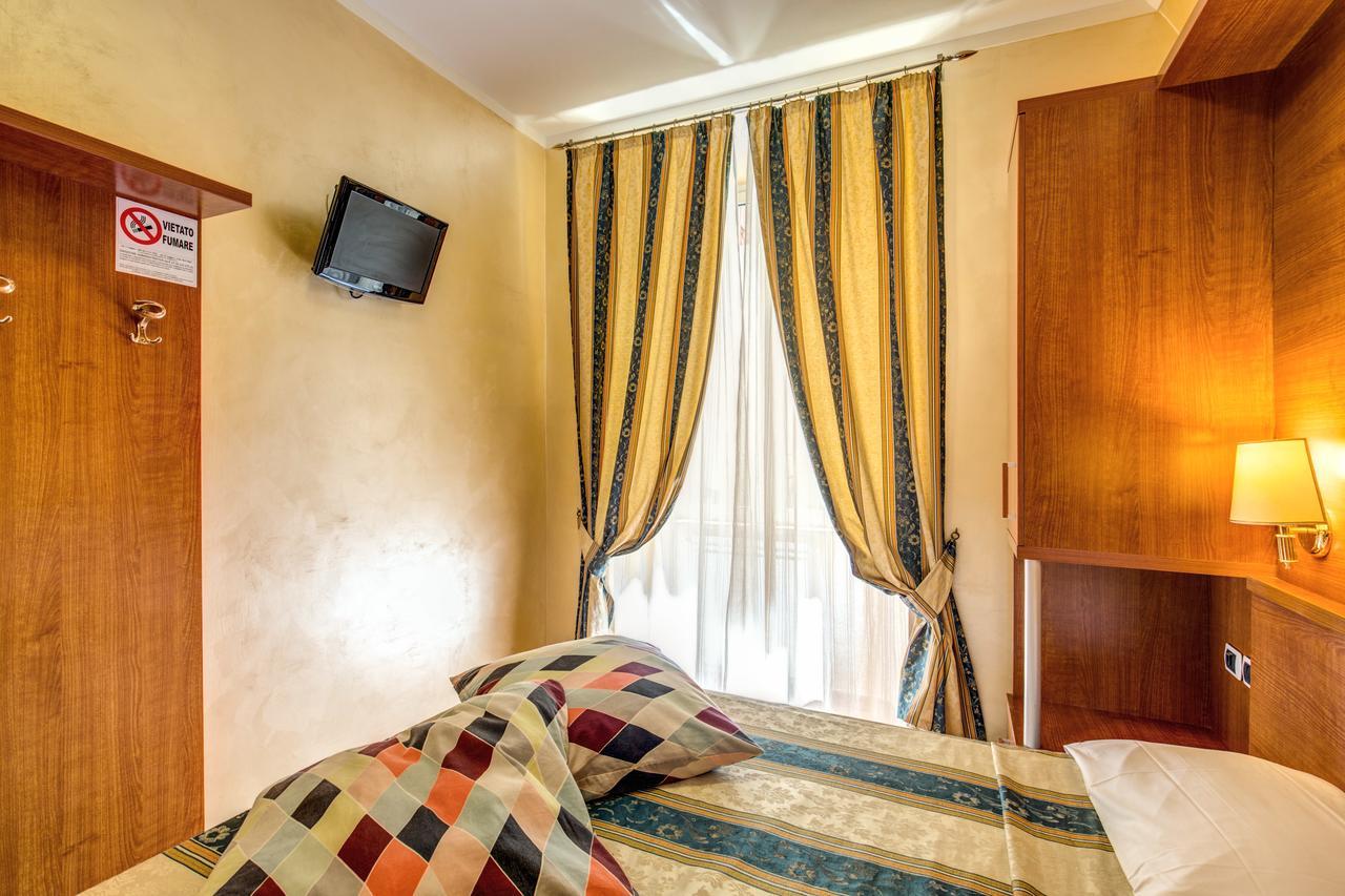 Hotel Maryelen 2 Rzym Zewnętrze zdjęcie